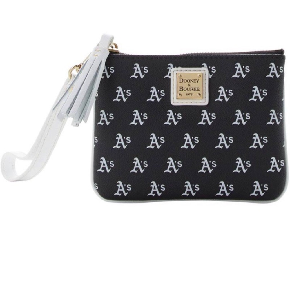 Dooney & Bourke